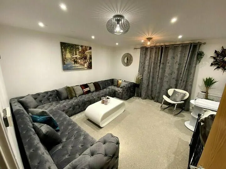 Rum i privatbostad Igloo Magnolia Room Stay I Breakfast I Free Parking Leeds